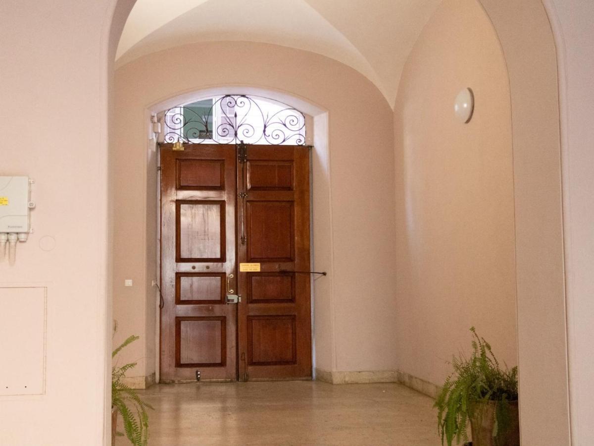 The Best Rent - Spacious Apartment Near Roma Termini Station Extérieur photo