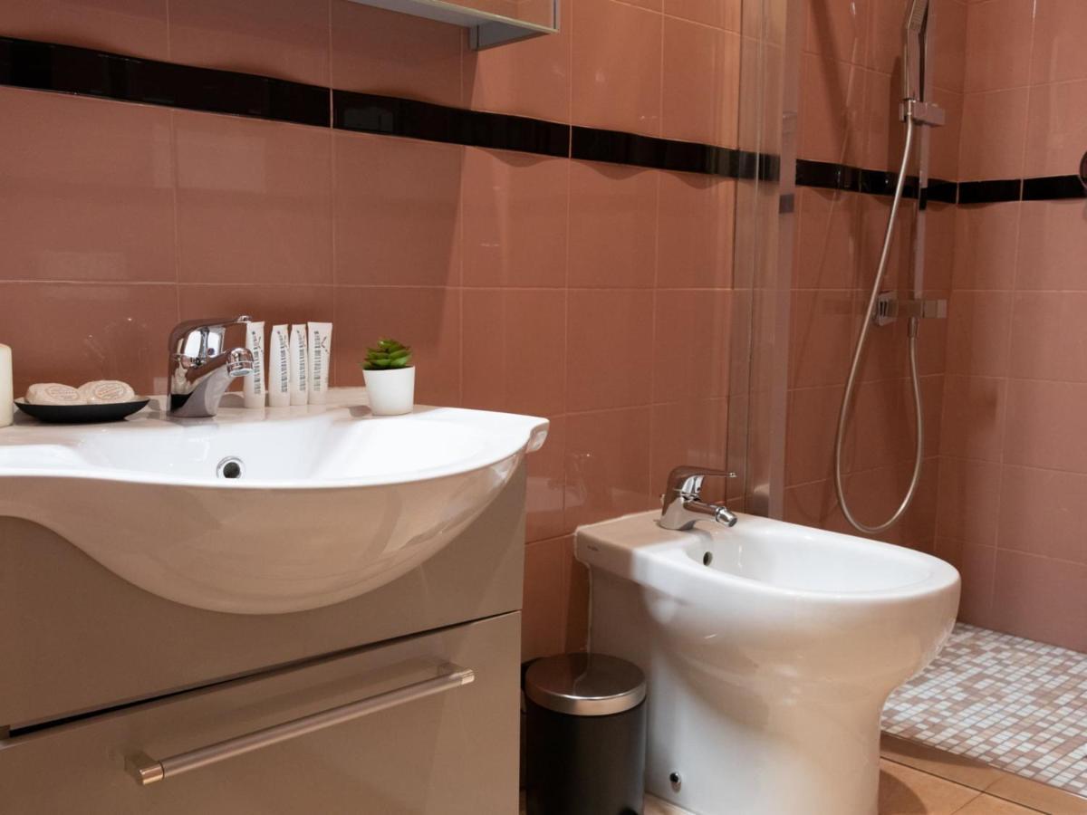 The Best Rent - Spacious Apartment Near Roma Termini Station Extérieur photo
